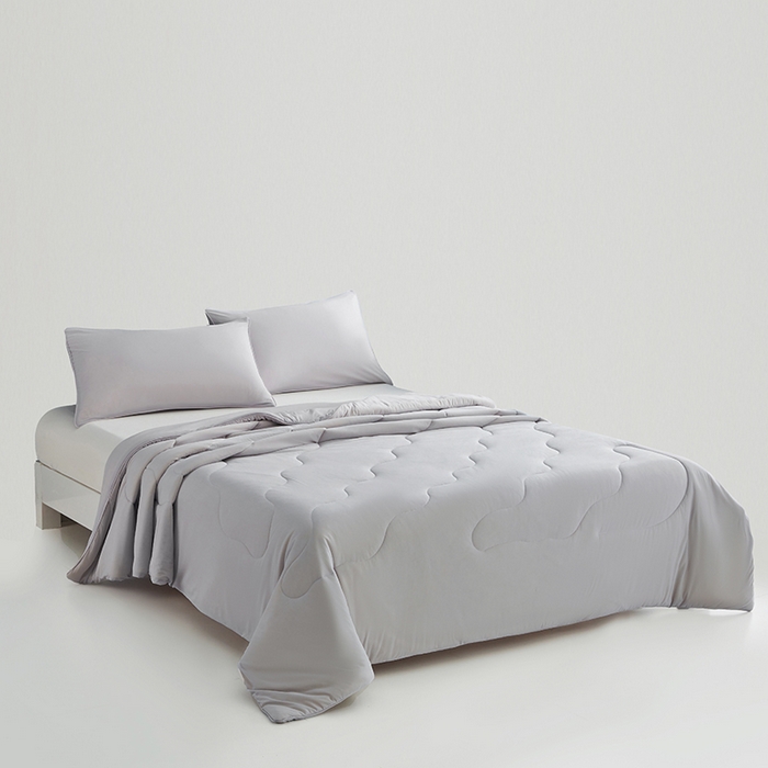 91家纺网 家纺一手货源 找家纺 米米儿家纺 2025新款跨境电商凉感丝夏被西瓜空调被 冰灰