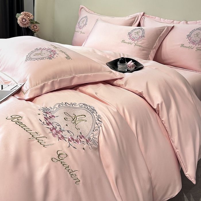 91家纺网 家纺一手货源 找家纺 金阳光 2025新款大花轻奢刺绣款水洗天丝四件套 挪威-贝壳粉