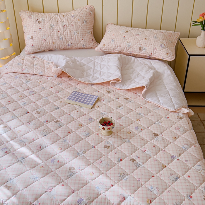 91家纺网 家纺一手货源 找家纺 U品汇 2025新品A类全棉夹棉床盖纯棉100%棉绗缝三件套炕垫褥子13372 G甜美梦境粉