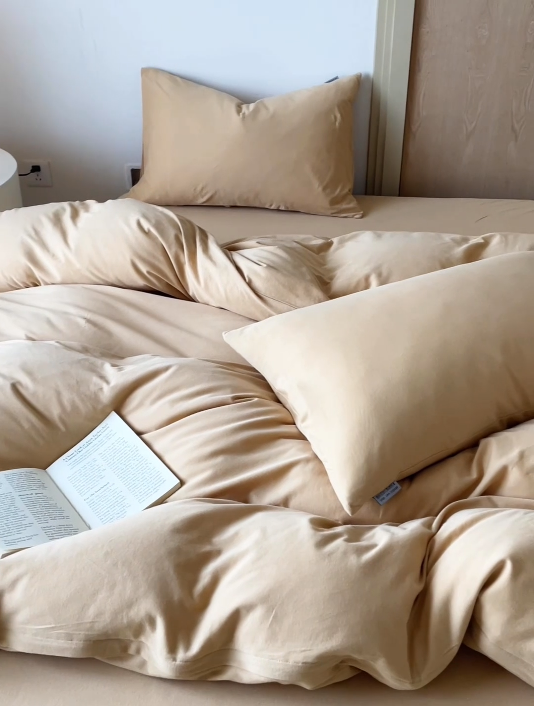 91家纺网 家纺一手货源 找家纺 梦可莱家居 2025春夏新品全棉针织棉纯色系列 小麦黄