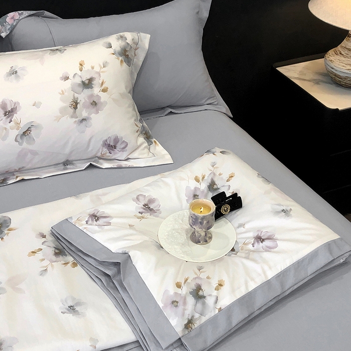 91家纺网 家纺一手货源 找家纺 立奥被业 2025新款雪纺纱夏被超柔数码印花夏被雪纺夏凉被 慕斯-浅灰