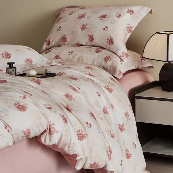 91家纺网 家纺一手货源 找家纺 顾家家居 2025新款莱塞尔兰精天丝印花四件套 尤里