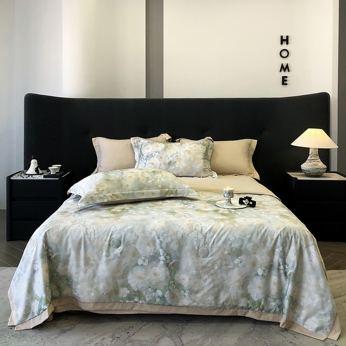 91家纺网 家纺一手货源 找家纺 立奥被业 2025新款雪纺纱夏被超柔数码印花夏被雪纺夏凉被 复古花海-米灰