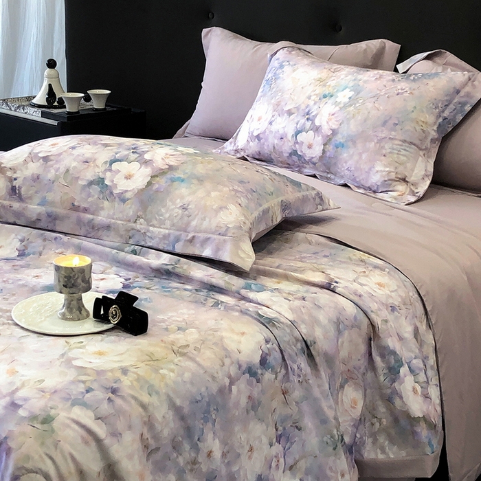 91家纺网 家纺一手货源 找家纺 立奥被业 2025新款雪纺纱夏被超柔数码印花夏被雪纺夏凉被 甜心小姐-灰紫