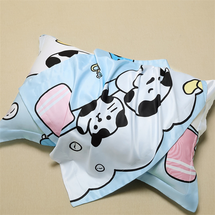 91家纺网 家纺一手货源 找家纺 笙意家纺 2025新款水洗真丝数码印花卡通枕套 萌宠猫狗