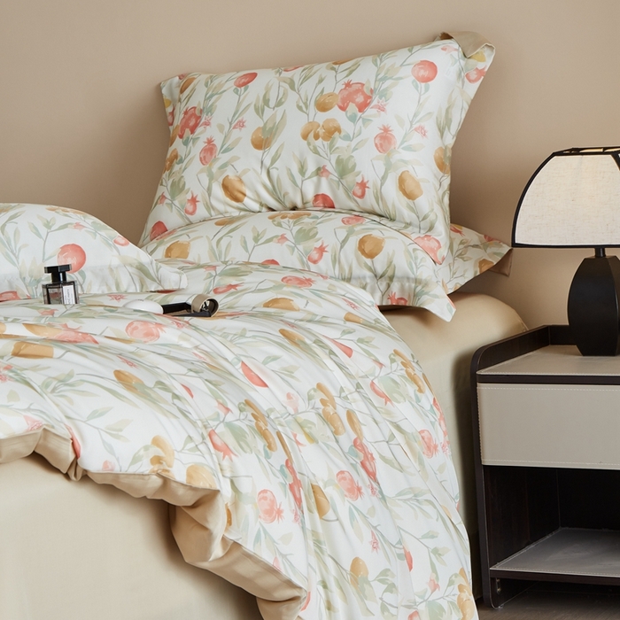 91家纺网 家纺一手货源 找家纺 顾家家居 2025新款莱塞尔兰精天丝印花四件套 丝丝花语