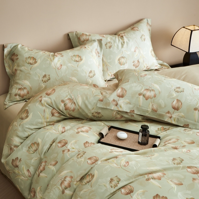 91家纺网 家纺一手货源 找家纺 顾家家居 2025新款莱塞尔兰精天丝印花四件套 媞雅