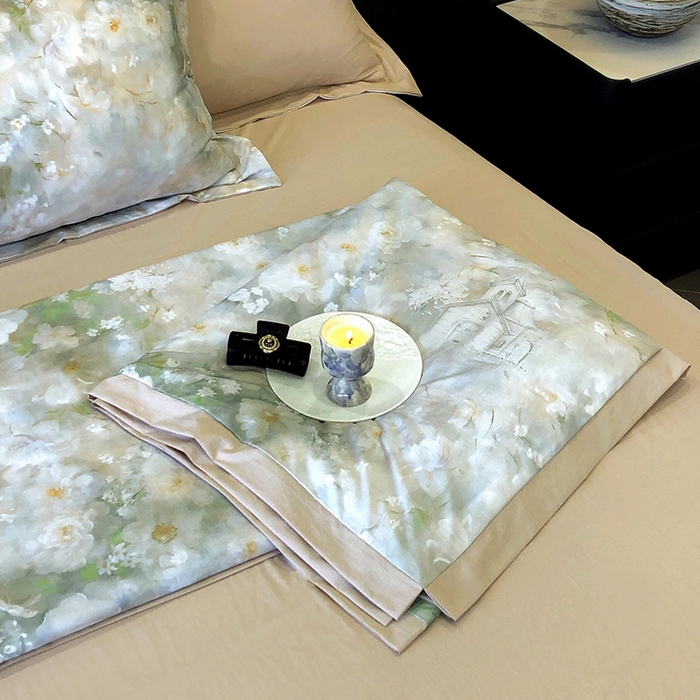 91家纺网 家纺一手货源 找家纺 立奥被业 2025新款雪纺纱夏被超柔数码印花夏被雪纺夏凉被 复古花海-米灰