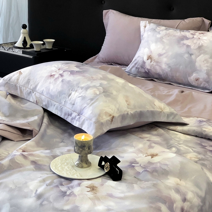 91家纺网 家纺一手货源 找家纺 立奥被业 2025新款雪纺纱夏被超柔数码印花夏被雪纺夏凉被 慕妆-灰紫