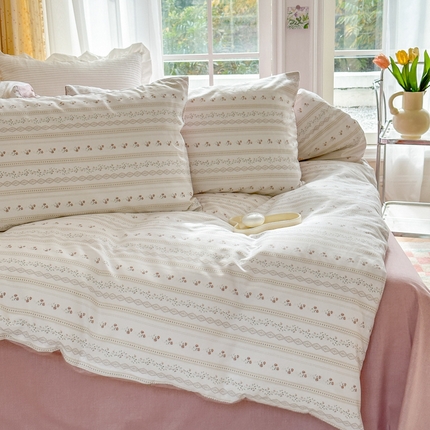 91家纺网 家纺一手货源 找家纺 （总）清雅福2025新款喷气全棉印花13372小清新四件套及单品-单枕套