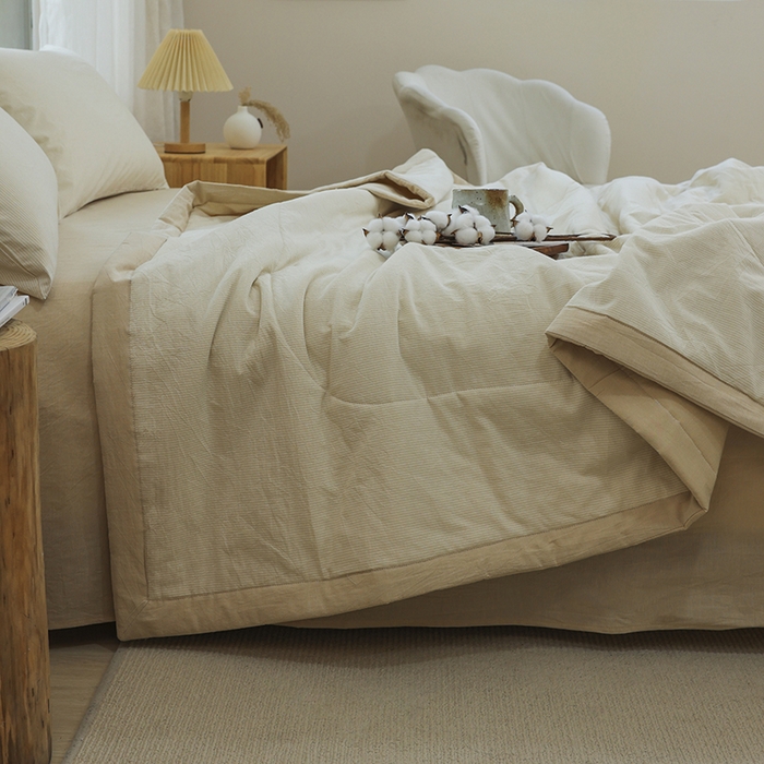 91家纺网 家纺一手货源 找家纺 柠萌家居 2025新款全棉色织水洗棉棉花夏被四件套里外全棉 夏凉被被子被芯 米密条