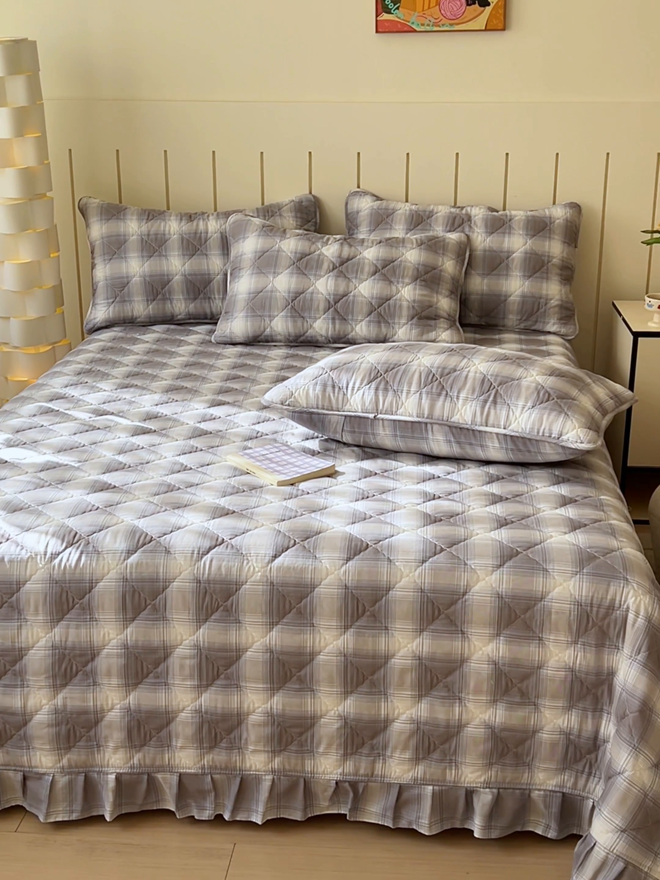 91家纺网 家纺一手货源 找家纺 U品汇 2025新品A类全棉夹棉床盖纯棉100%棉绗缝三件套炕垫褥子13372 G摩卡条纹蓝