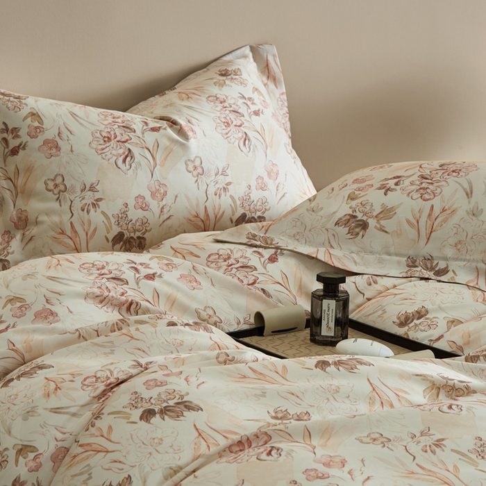 91家纺网 家纺一手货源 找家纺 顾家家居 2025新款莱塞尔兰精天丝印花四件套 蒙田