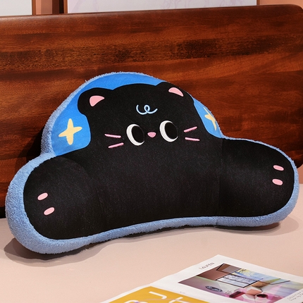 91家纺网 家纺一手货源 找家纺 仟亿莱 2025新款耳机系列印花腰靠 拥抱耳机黑猫