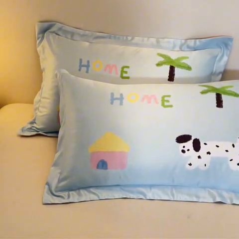 91家纺网 家纺一手货源 找家纺 笙意家纺 2025新款水洗真丝数码印花卡通枕套 斑点狗