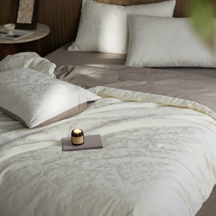 91家纺网 家纺一手货源 找家纺 安莱生活 2025全棉浮雕提花四件套-科林斯系列 科林斯-云霜白