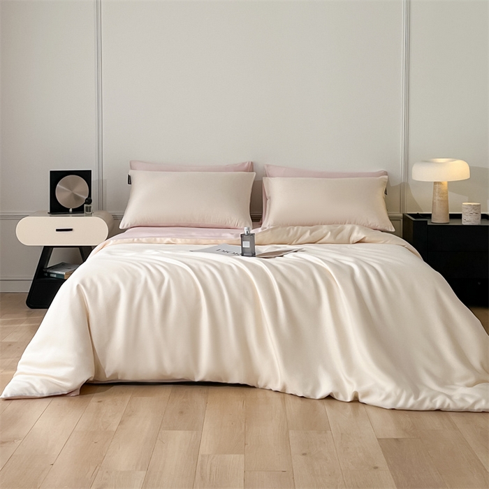 91家纺网 家纺一手货源 找家纺 笙意家纺 2025新款水洗真丝简约时尚四件套-简爱系列 简爱-奶昔白+奶油粉