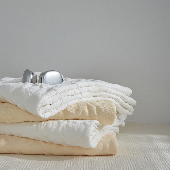 91家纺网 家纺一手货源 找家纺 （总）良品汇馆 日式无印全棉贴身亲肤吸汗透气泡芙夏被提花泡芙夏凉被空调被A类