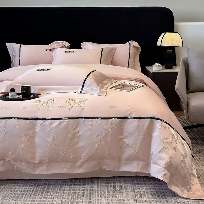 91家纺网 家纺一手货源 找家纺 （总）奥汀洛家纺 2025新款工艺款水洗天丝四件套-艾玛