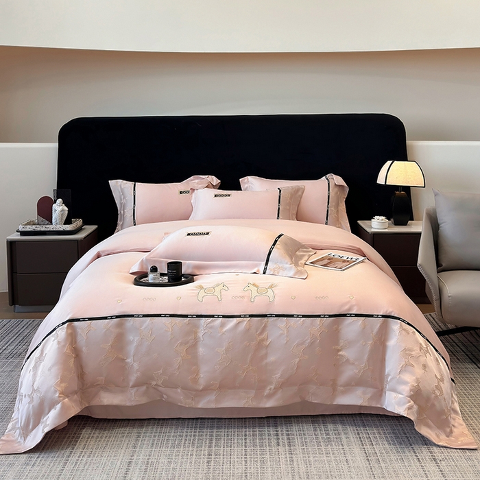 91家纺网 家纺一手货源 找家纺 （总）奥汀洛家纺 2025新款工艺款水洗天丝四件套-艾玛