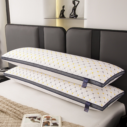 91家纺网 家纺一手货源 找家纺 芯宜佳2025新款满天星双人枕头枕芯   满天星长枕180*48cm一只