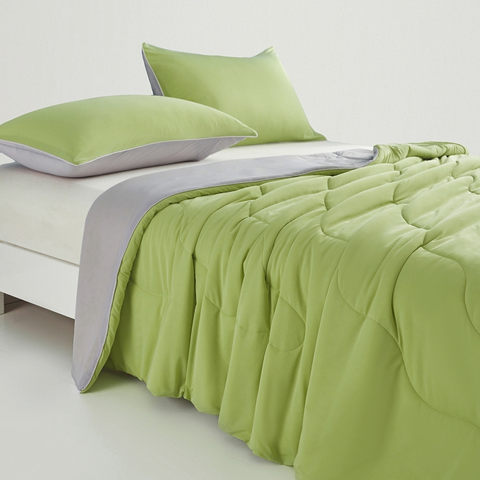 91家纺网 家纺一手货源 找家纺 米米儿家纺 2025新款跨境电商凉感丝夏被西瓜空调被 蜜瓜绿灰