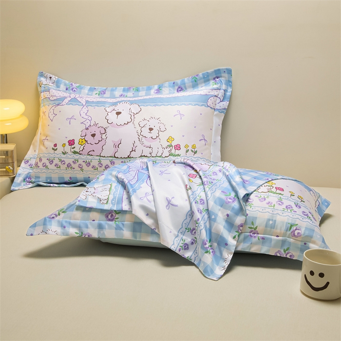 91家纺网 家纺一手货源 找家纺 笙意家纺 2025新款水洗真丝数码印花卡通枕套 小狗乐园