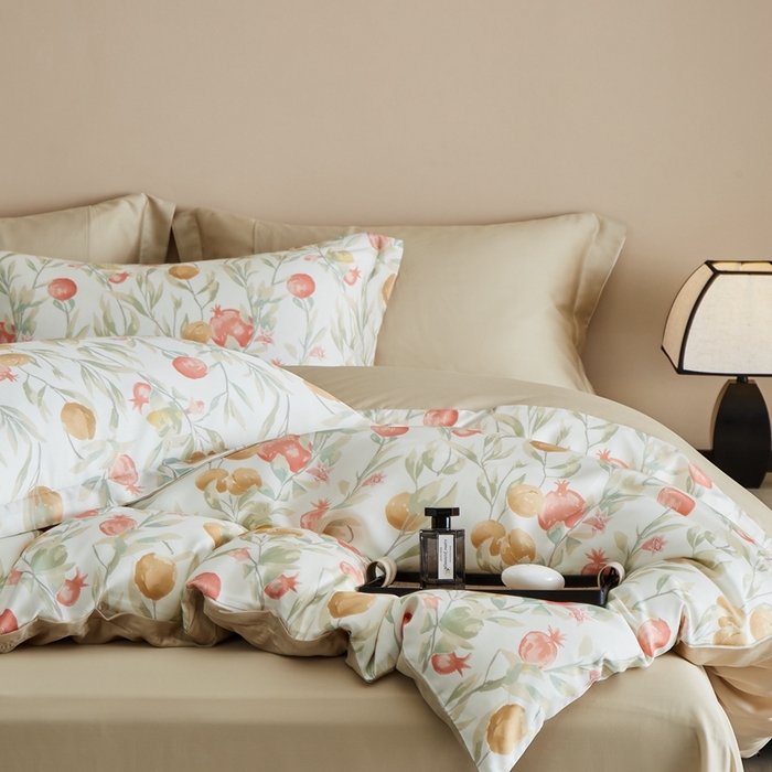 91家纺网 家纺一手货源 找家纺 顾家家居 2025新款莱塞尔兰精天丝印花四件套 丝丝花语