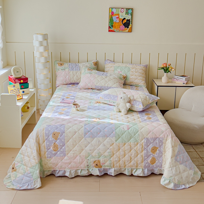 91家纺网 家纺一手货源 找家纺 U品汇 2025新品A类全棉夹棉床盖纯棉100%棉绗缝三件套炕垫褥子13372 G童话时光