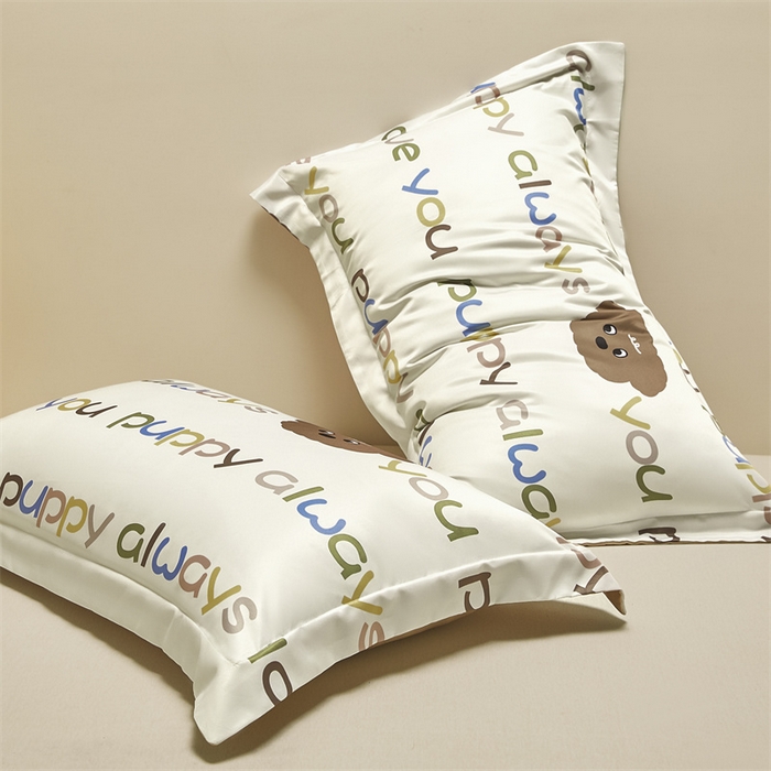 91家纺网 家纺一手货源 找家纺 笙意家纺 2025新款水洗真丝数码印花卡通枕套 泰迪狗