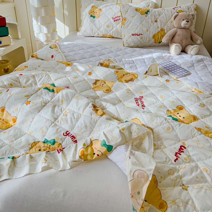 91家纺网 家纺一手货源 找家纺 U品汇 2025新品A类全棉夹棉床盖纯棉100%棉绗缝三件套炕垫褥子13372 G瑞迪熊