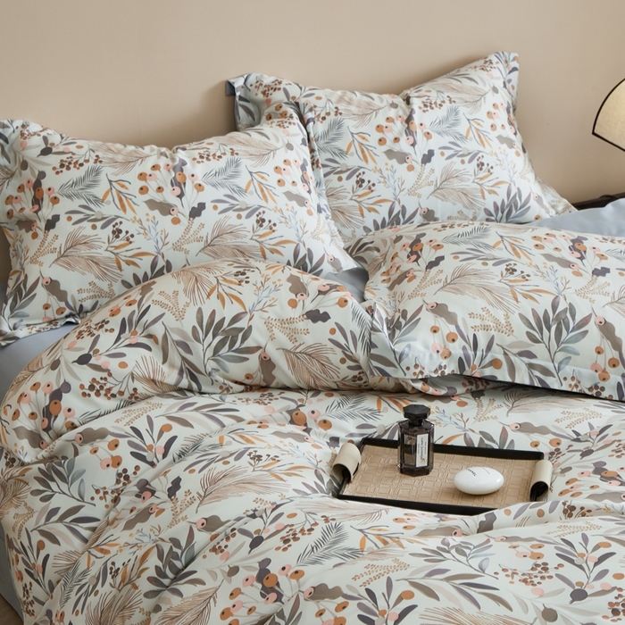 91家纺网 家纺一手货源 找家纺 顾家家居 2026新款莱塞尔兰精天丝印花四件套 露华浓