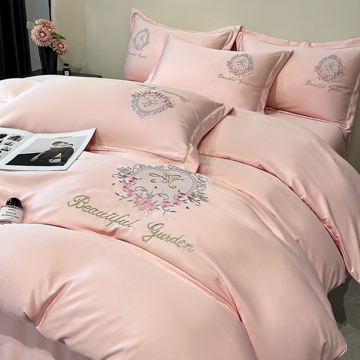 91家纺网 家纺一手货源 找家纺 金阳光 2025新款大花轻奢刺绣款水洗天丝四件套 挪威-贝壳粉