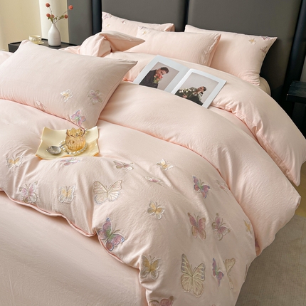 91家纺网 家纺一手货源 找家纺 （总）逸尚阁 2025新款水洗磨毛刺绣四件套--七彩蝴蝶系列(提供买家秀)