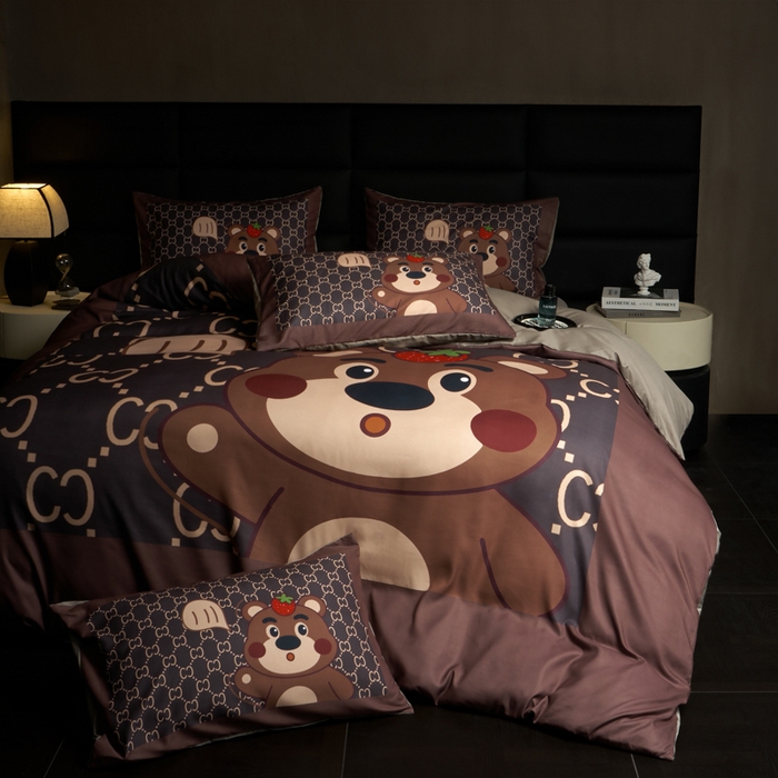 91家纺网 家纺一手货源 找家纺 花沐 2025新款轻奢潮牌亲肤棉纯棉四件套 古熊