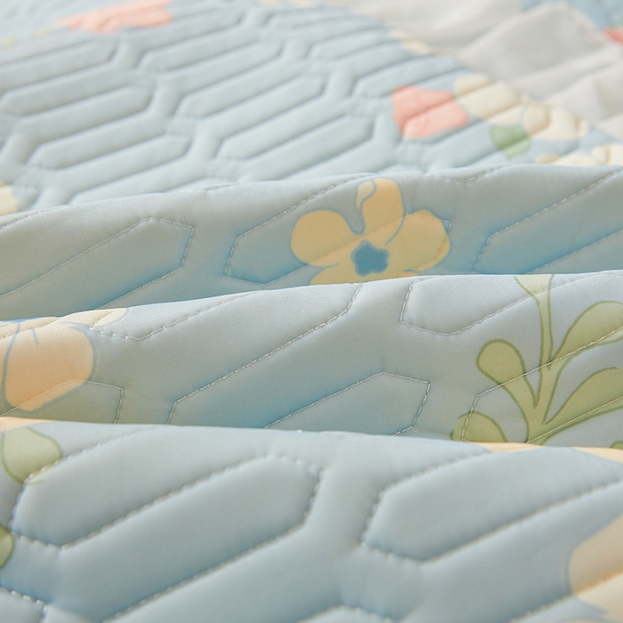 91家纺网 家纺一手货源 找家纺 伊人坊 2025新款A类凉感丝乳胶床笠凉席三件套-花边款 花边-花花世界