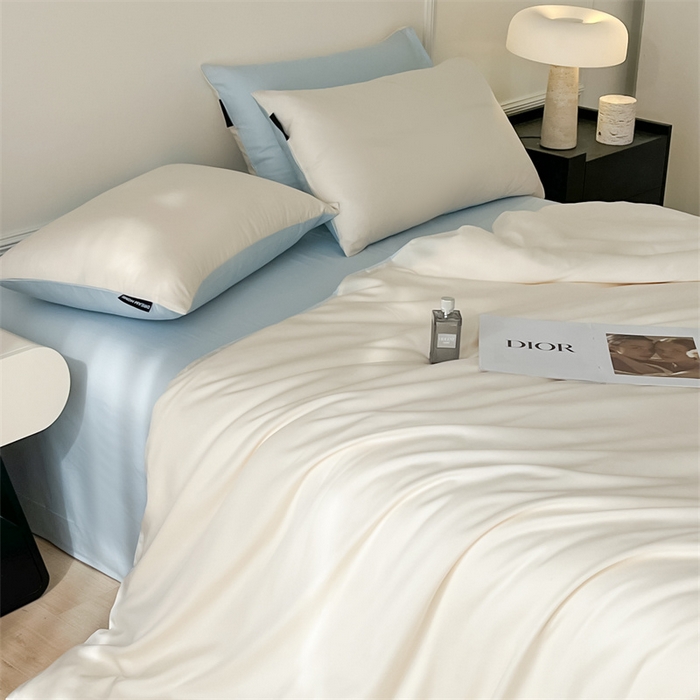 91家纺网 家纺一手货源 找家纺 笙意家纺 2025新款水洗真丝简约时尚四件套-简爱系列 简爱-奶昔白+天空蓝