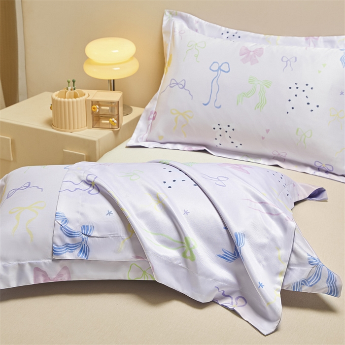 91家纺网 家纺一手货源 找家纺 笙意家纺 2025新款水洗真丝数码印花卡通枕套 蝴蝶结