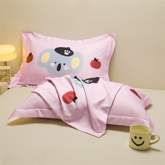 91家纺网 家纺一手货源 找家纺 笙意家纺 2025新款水洗真丝数码印花卡通枕套 考拉