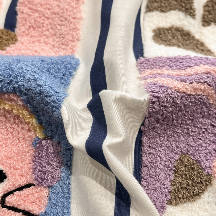 91家纺网 家纺一手货源 找家纺 蓝邻2025年新款全棉纯棉40s毛巾绣四件套 熊喵犬伴