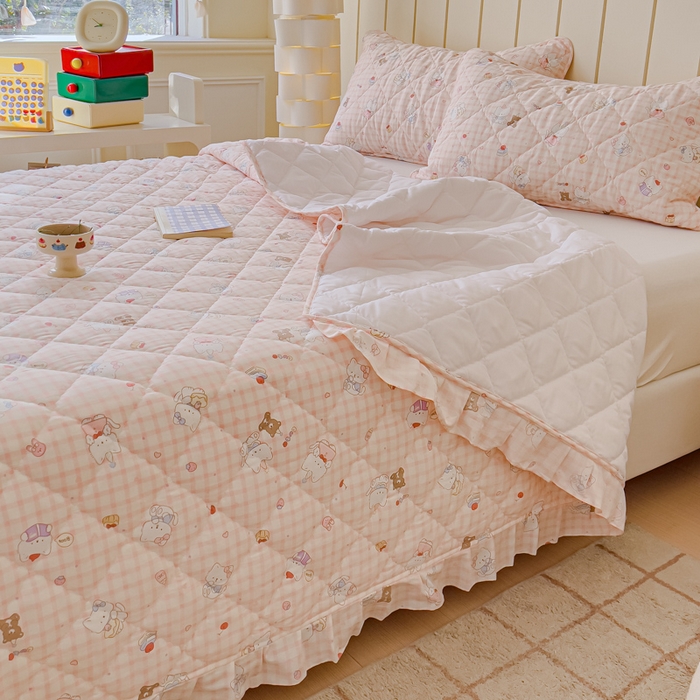 91家纺网 家纺一手货源 找家纺 U品汇 2025新品A类全棉夹棉床盖纯棉100%棉绗缝三件套炕垫褥子13372 G甜美梦境粉