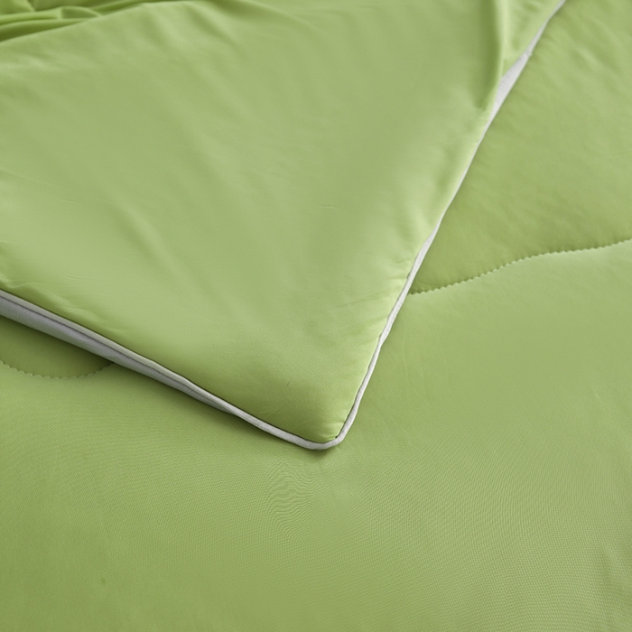 91家纺网 家纺一手货源 找家纺 米米儿家纺 2025新款跨境电商凉感丝夏被西瓜空调被 蜜瓜绿灰