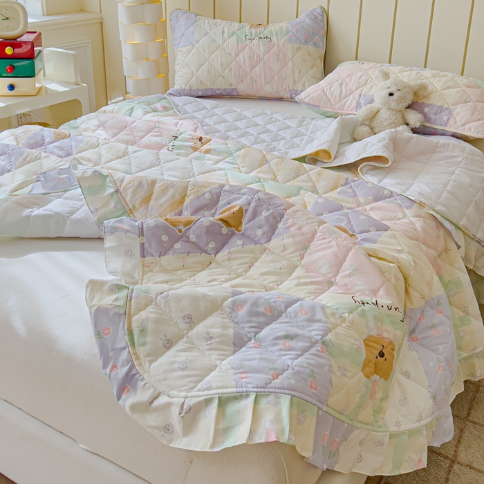 91家纺网 家纺一手货源 找家纺 U品汇 2025新品A类全棉夹棉床盖纯棉100%棉绗缝三件套炕垫褥子13372 G童话时光