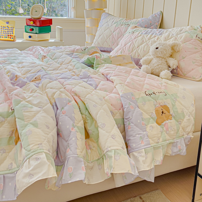 91家纺网 家纺一手货源 找家纺 U品汇 2025新品A类全棉夹棉床盖纯棉100%棉绗缝三件套炕垫褥子13372 G童话时光