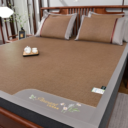 91家纺网 家纺一手货源 找家纺 （总）小牛席业 2025新款加厚款-艾草清香养生席系列凉感冰丝席系列凉席藤席冰藤席冰丝席竹席草席空调席乳胶席豆豆席