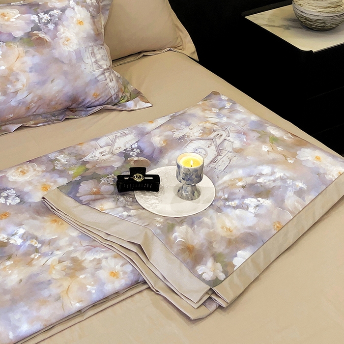 91家纺网 家纺一手货源 找家纺 立奥被业 2025新款雪纺纱夏被超柔数码印花夏被雪纺夏凉被 复古花海-浅紫