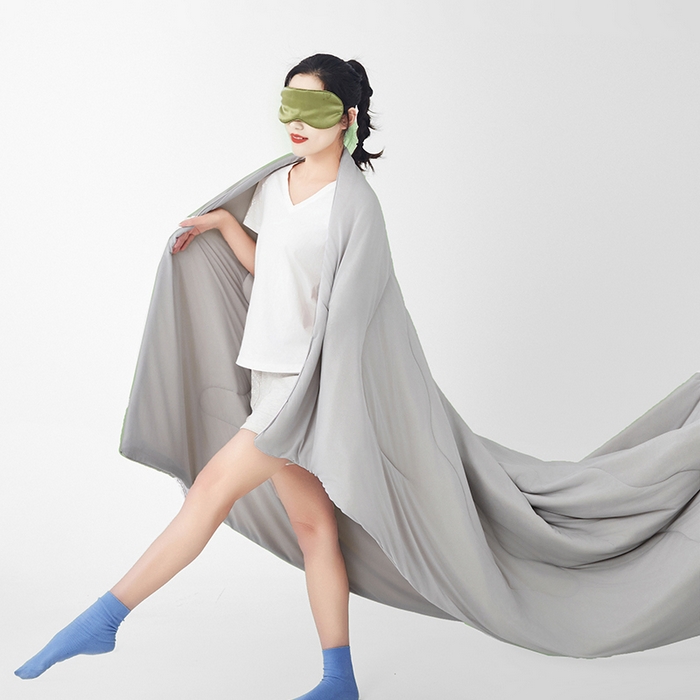 91家纺网 家纺一手货源 找家纺 米米儿家纺 2025新款跨境电商凉感丝夏被西瓜空调被 冰灰