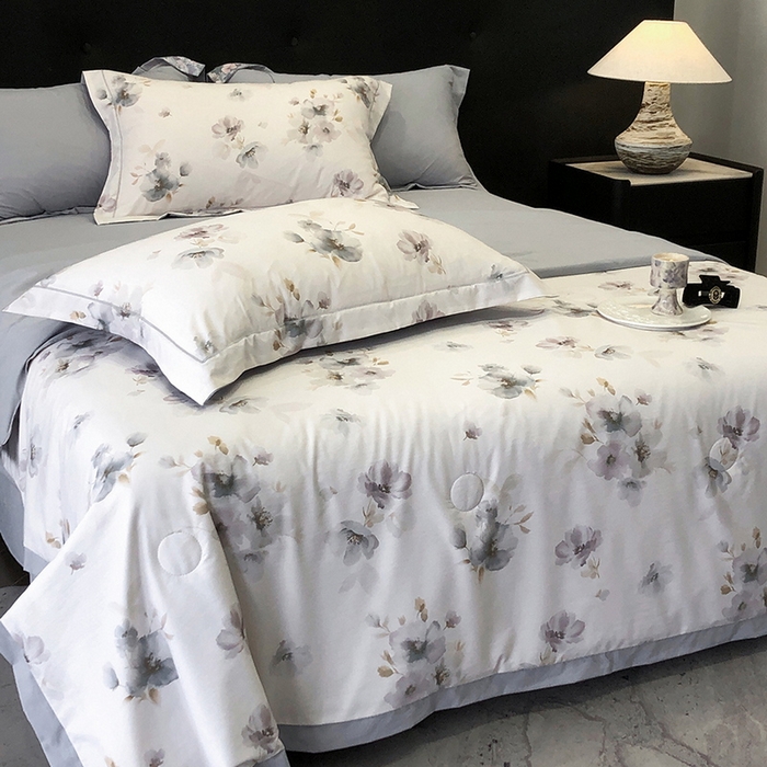 91家纺网 家纺一手货源 找家纺 立奥被业 2025新款雪纺纱夏被超柔数码印花夏被雪纺夏凉被 慕斯-浅灰