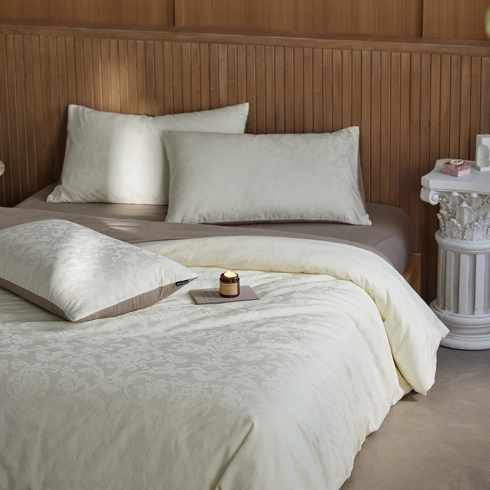 91家纺网 家纺一手货源 找家纺 安莱生活 2025全棉浮雕提花四件套-科林斯系列 科林斯-云霜白