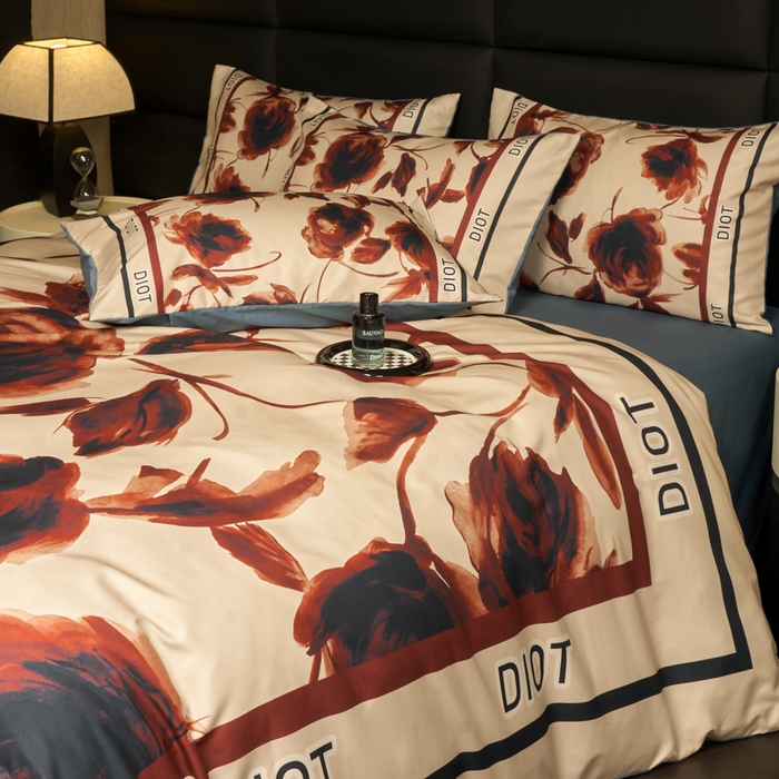 91家纺网 家纺一手货源 找家纺 花沐 2025新款轻奢潮牌亲肤棉纯棉四件套 赤迪